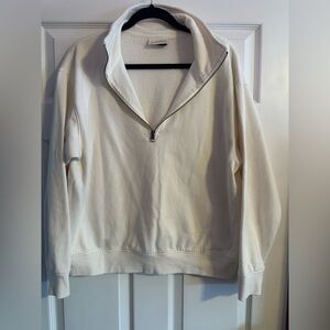 Universal Threads Cream Half-Zip Sweater women’s large